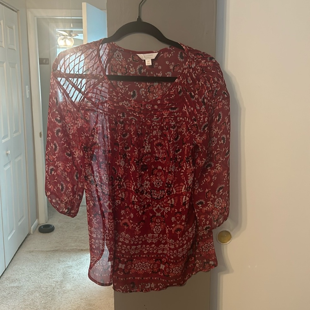 Like new condition blouse